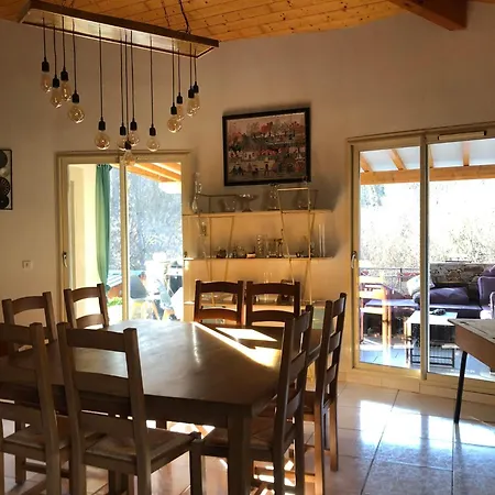 Grande Maison Dans Les Pyrenees * Surba
